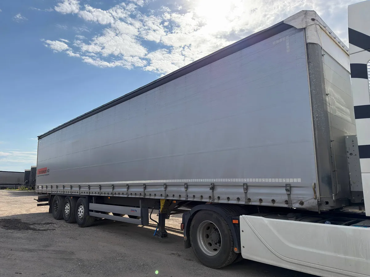 Полуприцеп штора Schmitz Cargobull SCS 24/L E B — фото, цена, характеристики