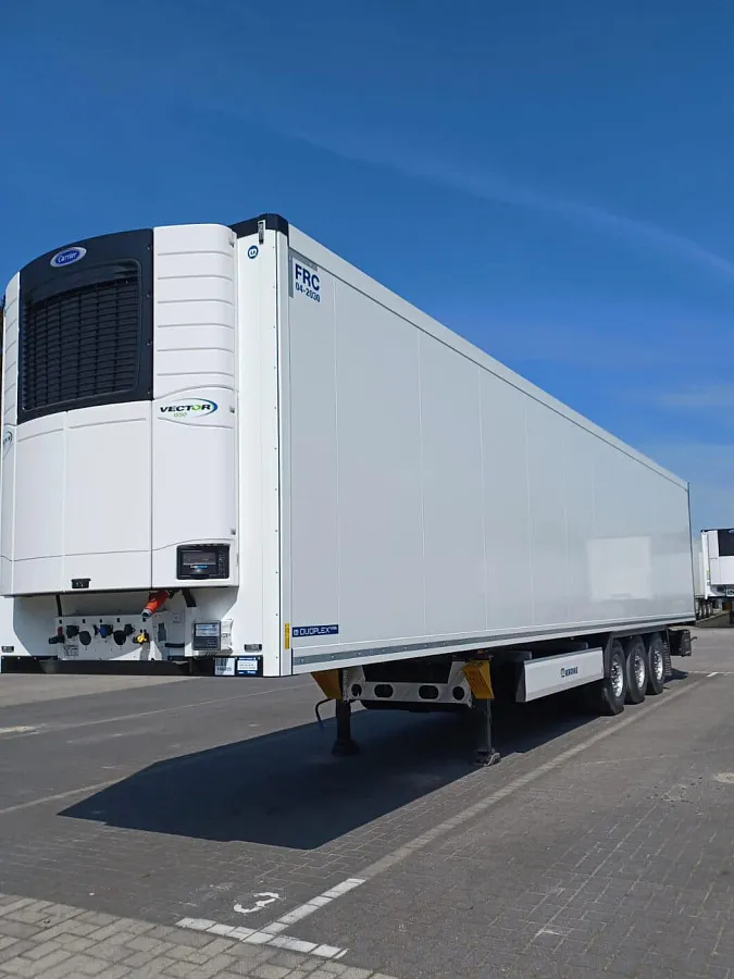 Полуприцеп рефрижератор Krone с Carrier Vector 1550 — фото, цена, характеристики