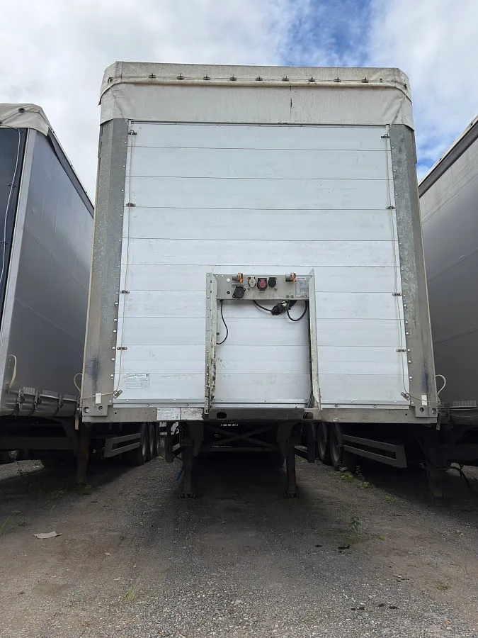 Полуприцеп штора Schmitz Cargobull SCS 24/L E B — фото, цена, характеристики